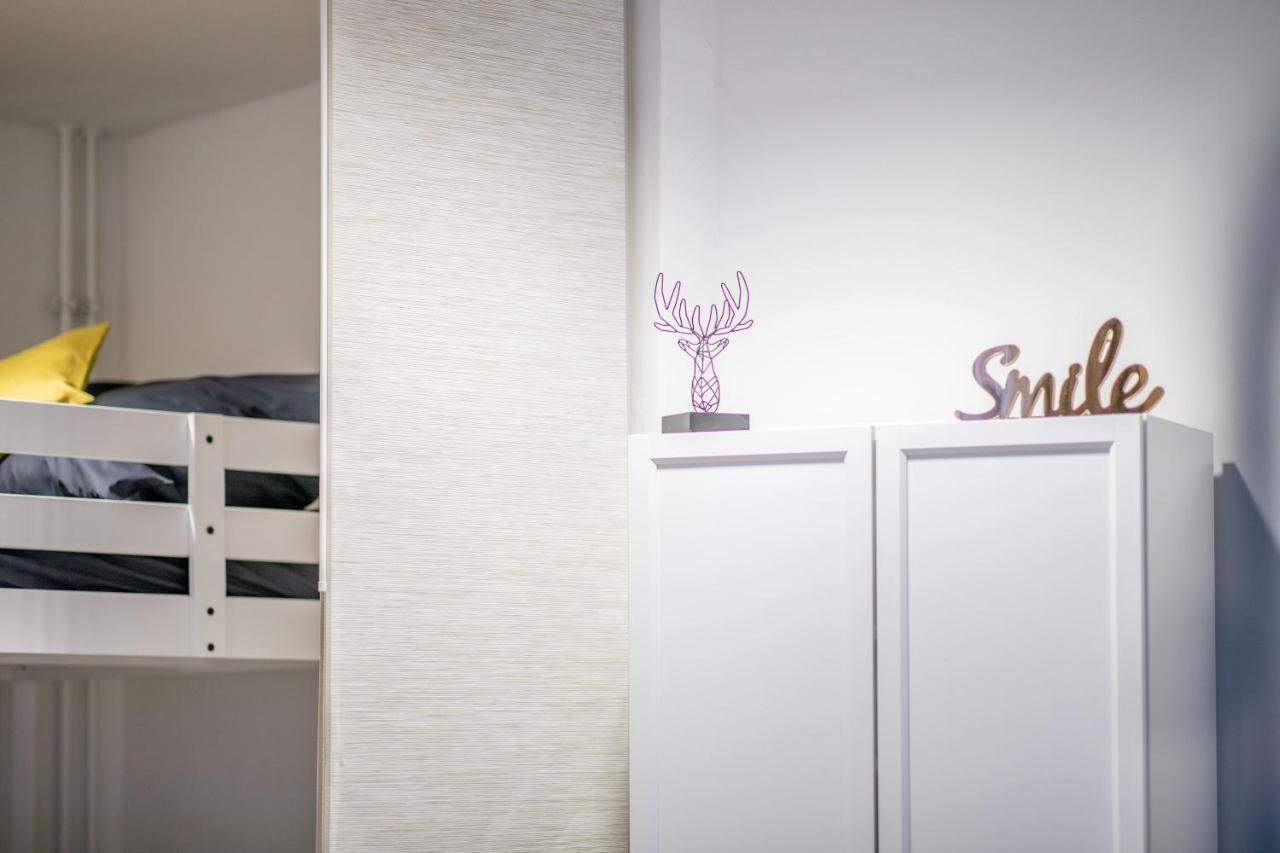 Studio Loft With Walk-In Rain-Shower Apartment ฮัมบูร์ก ภายนอก รูปภาพ